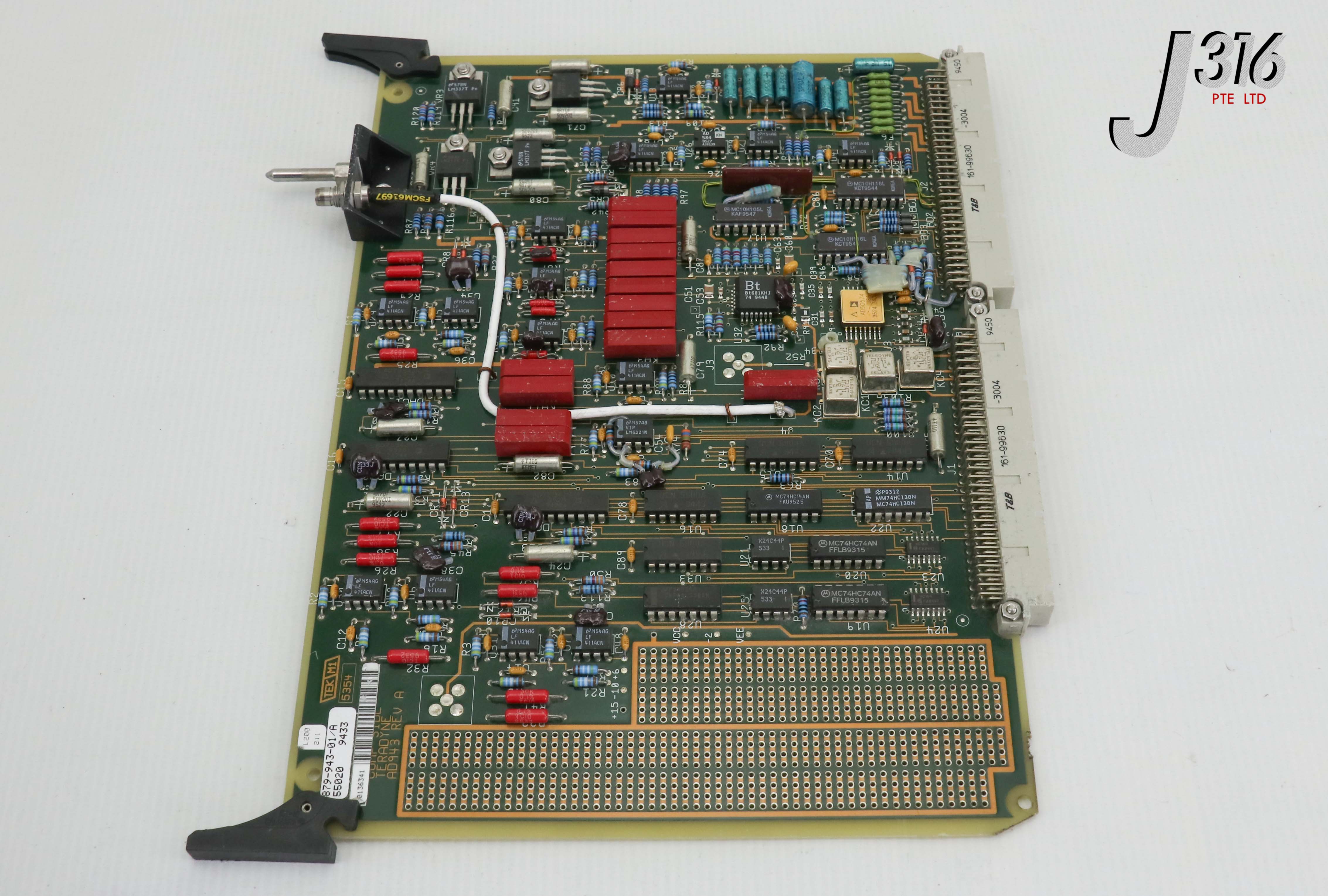 24749 TERADYNE PCB, AD943 BOARD 879-943-01/A – J316Gallery